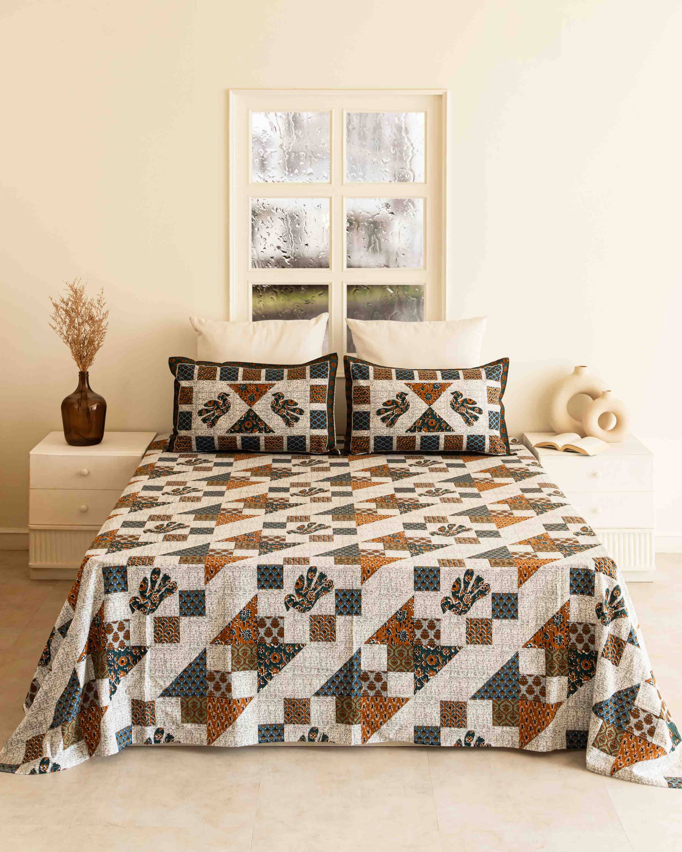 Multishape Cultural Bedsheet