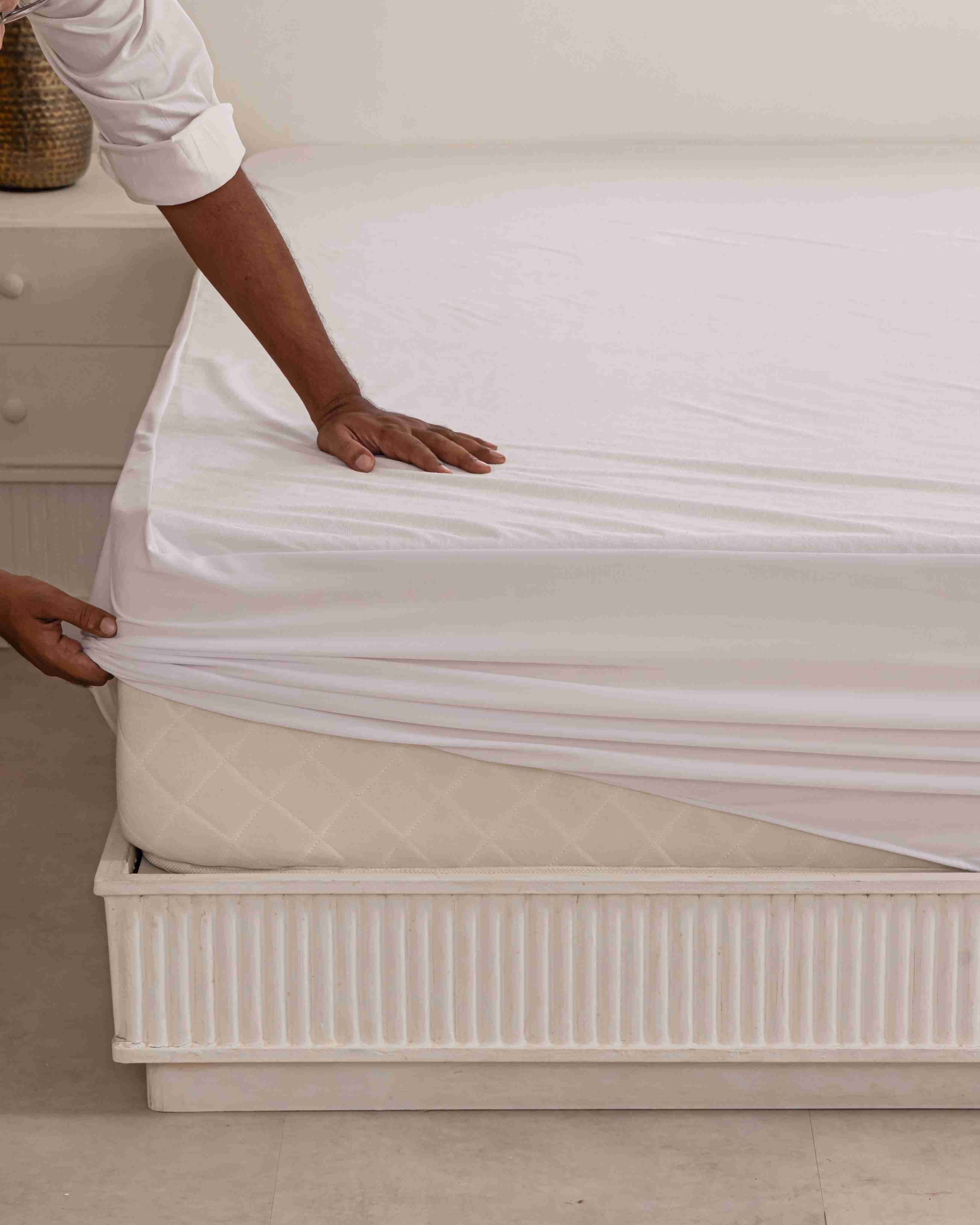 White Water Proof Mattress Protector