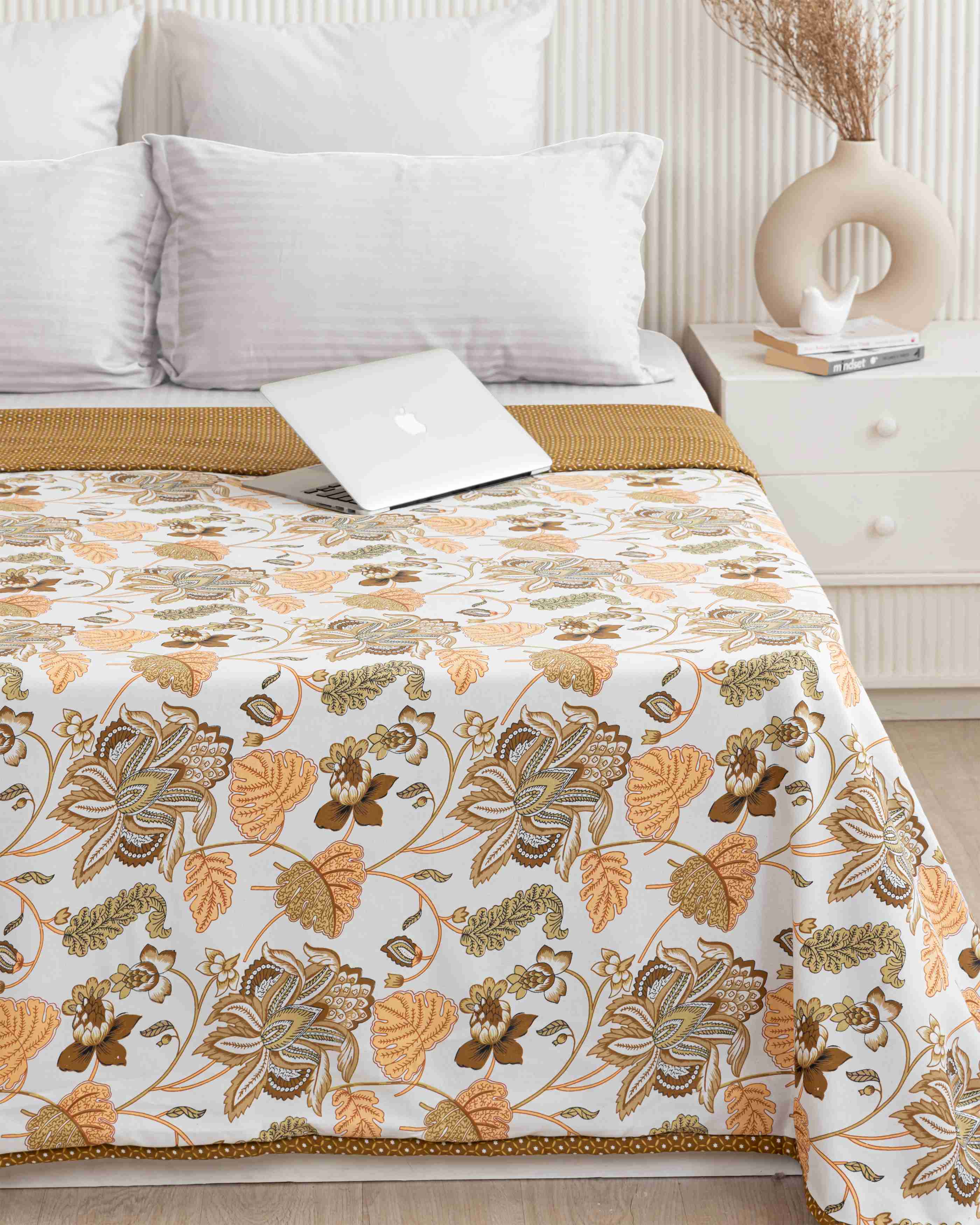 White & Camel Reversible Dohar