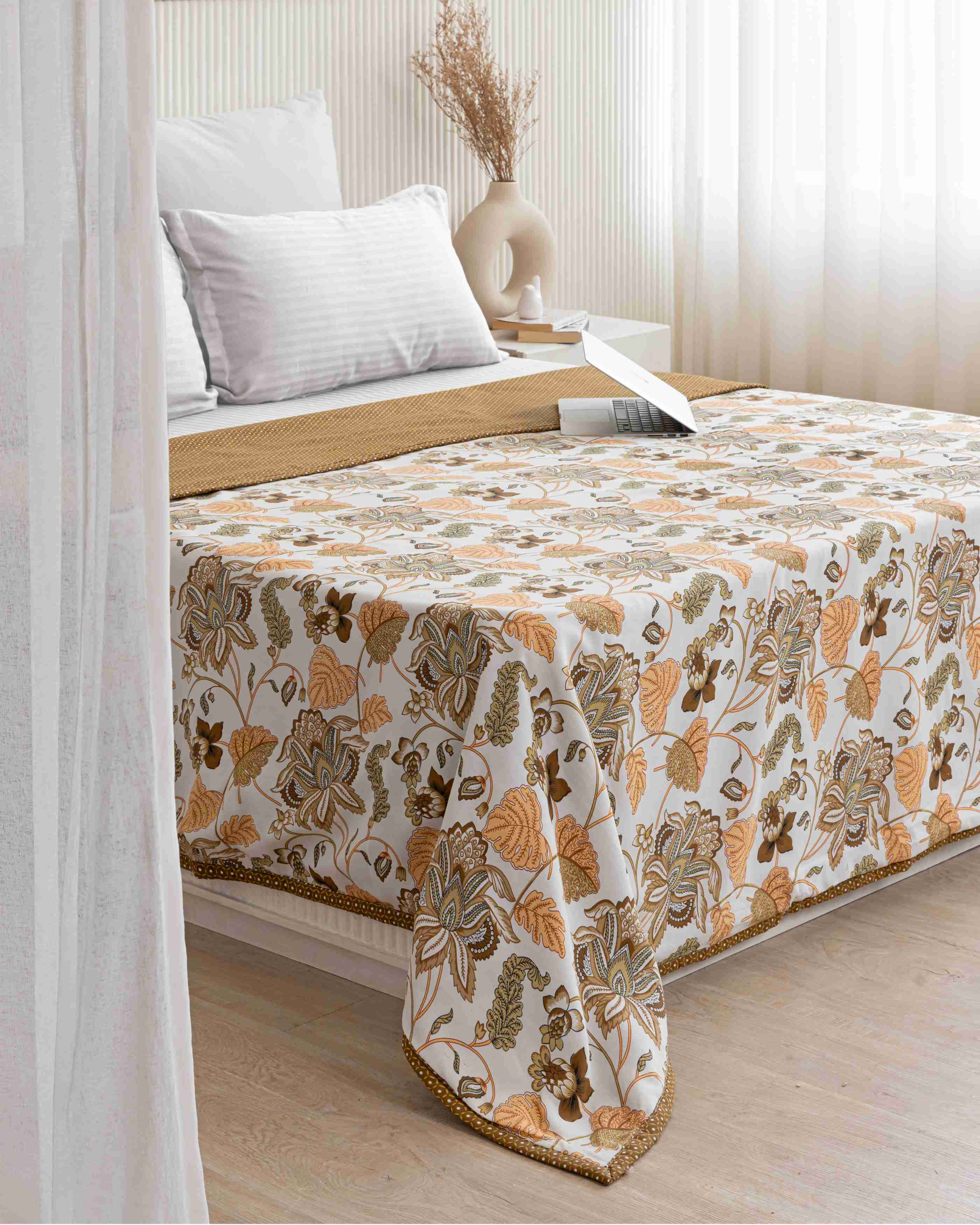 White & Camel Reversible Dohar