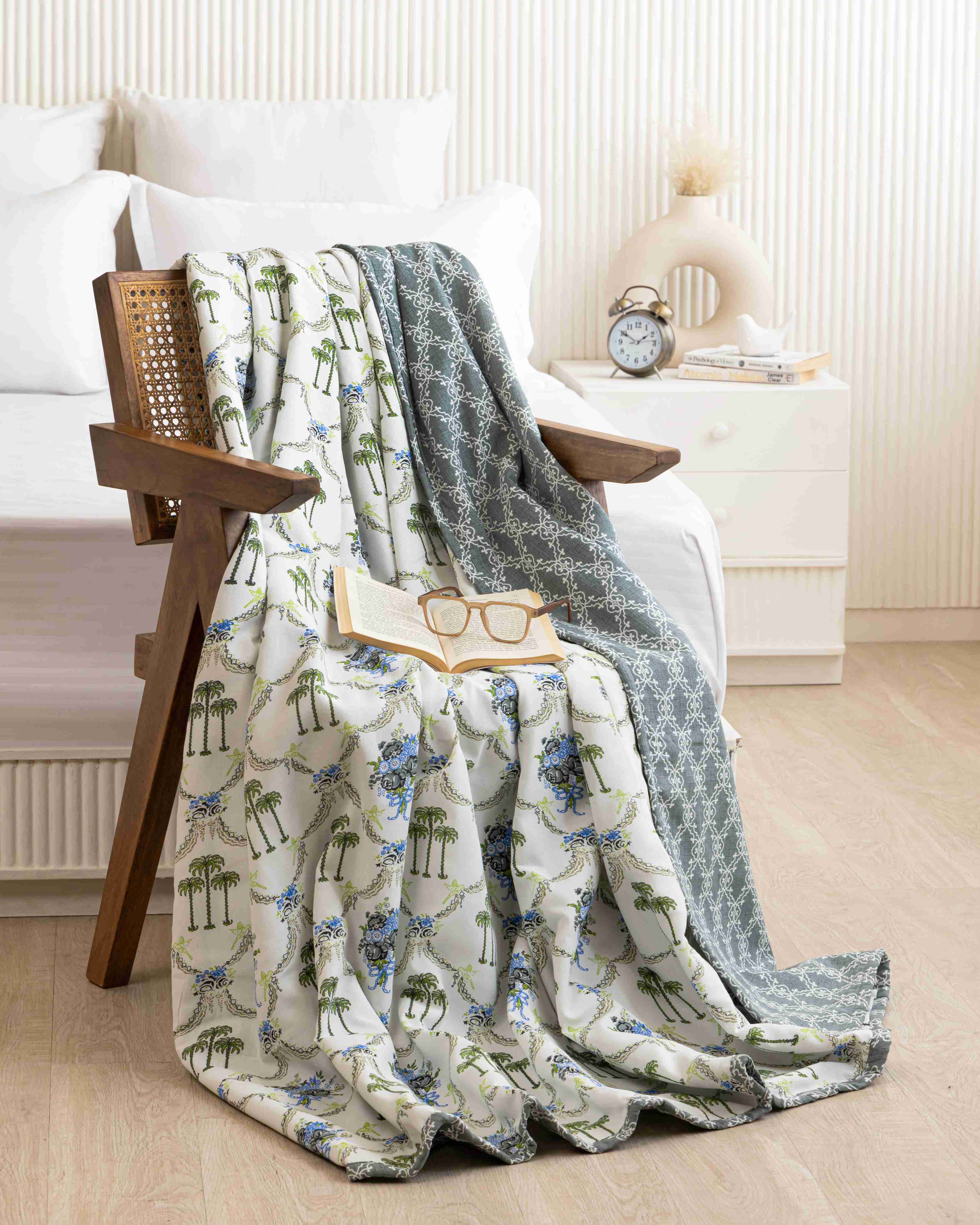 Blue & White Palm Tree Reversible Dohar