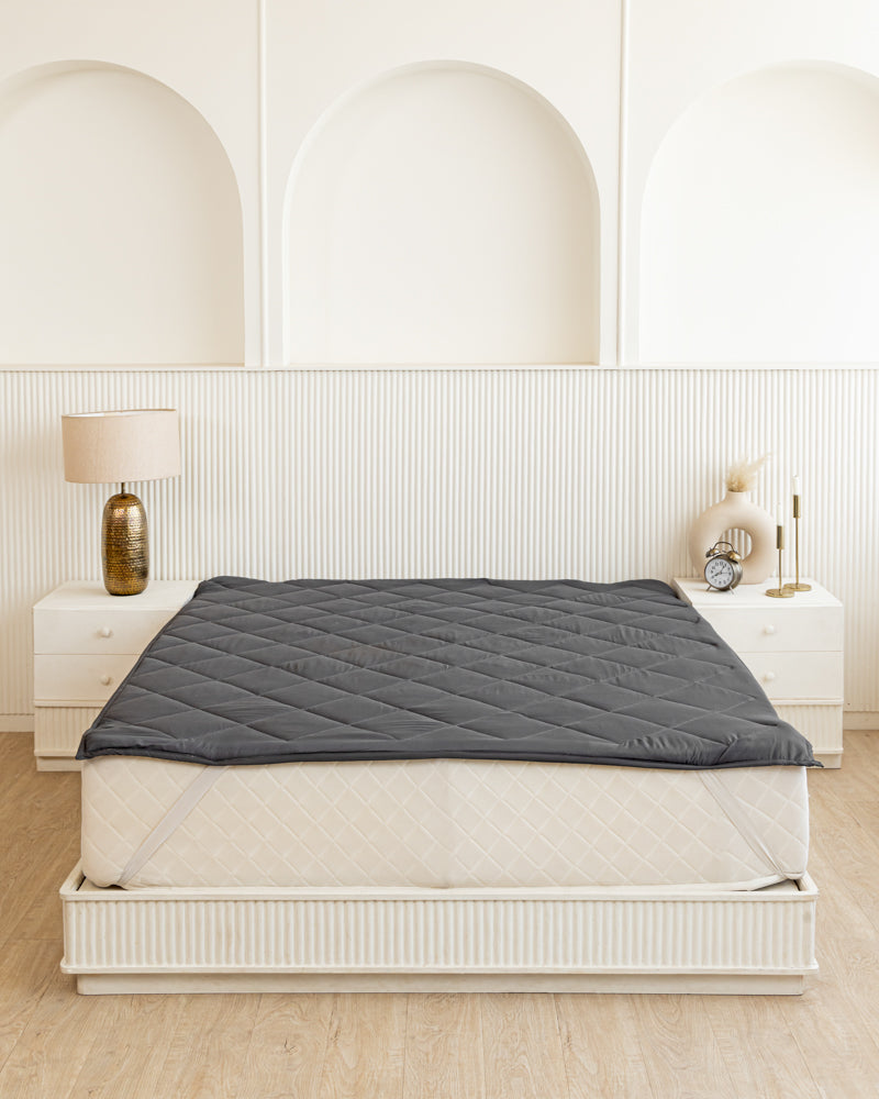 Quilted Mattress Protector With Elastic Hoops - Dark Grey