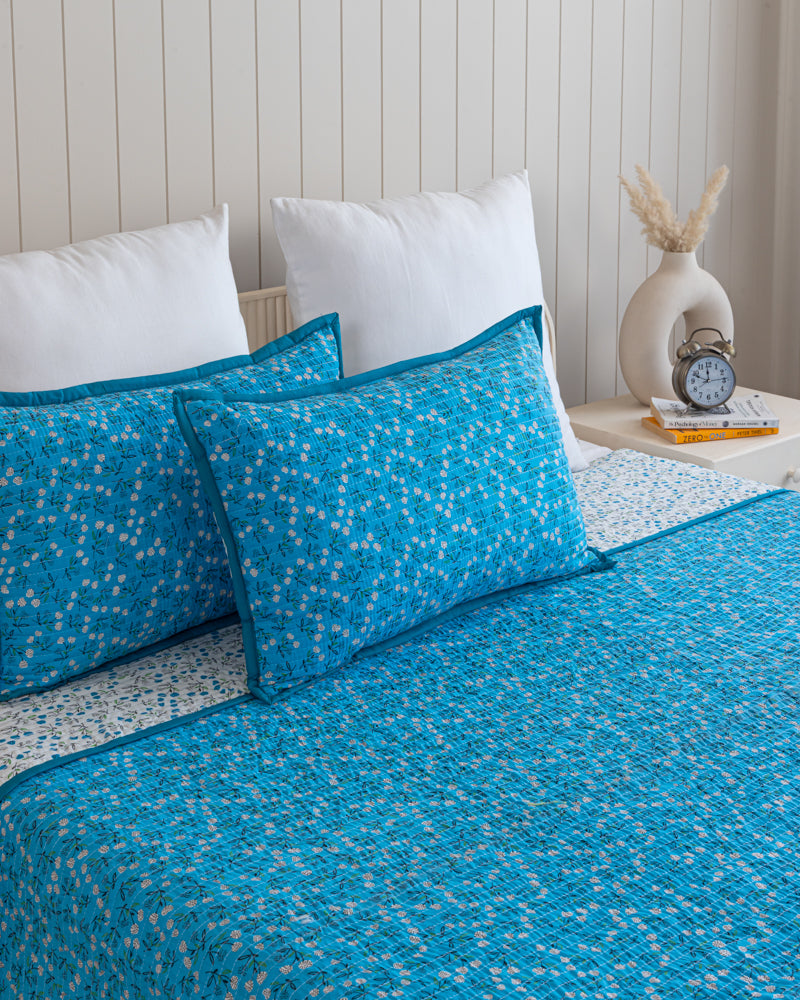 Reversible Quilted Bed Cover-Turquoise & White