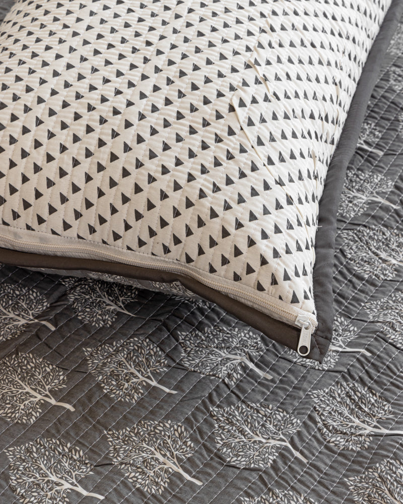 Reversible Quilted Bed Cover-Grey & White