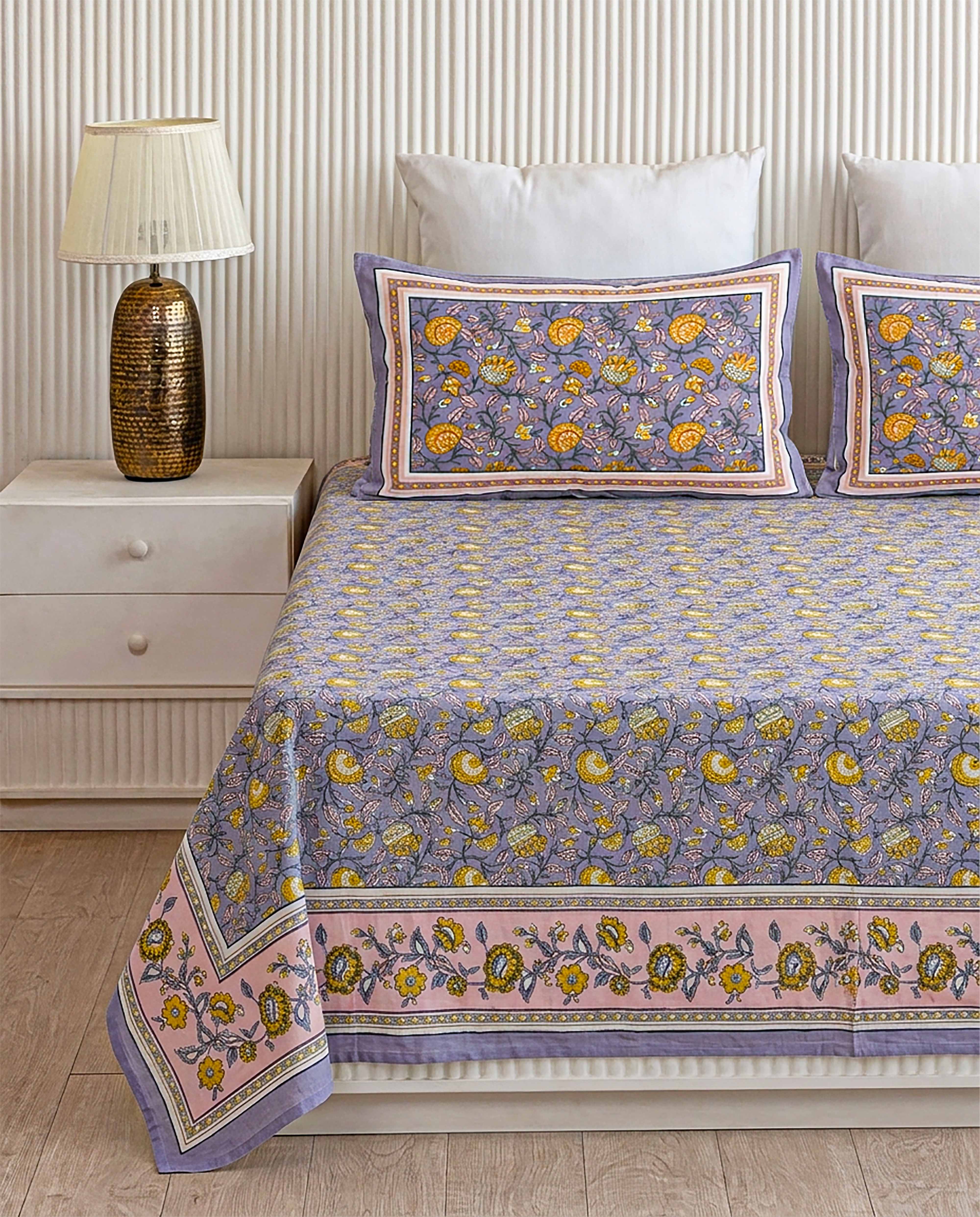 Vana Pushpa Ditsy Floral Lavender Grey Double Bedsheet