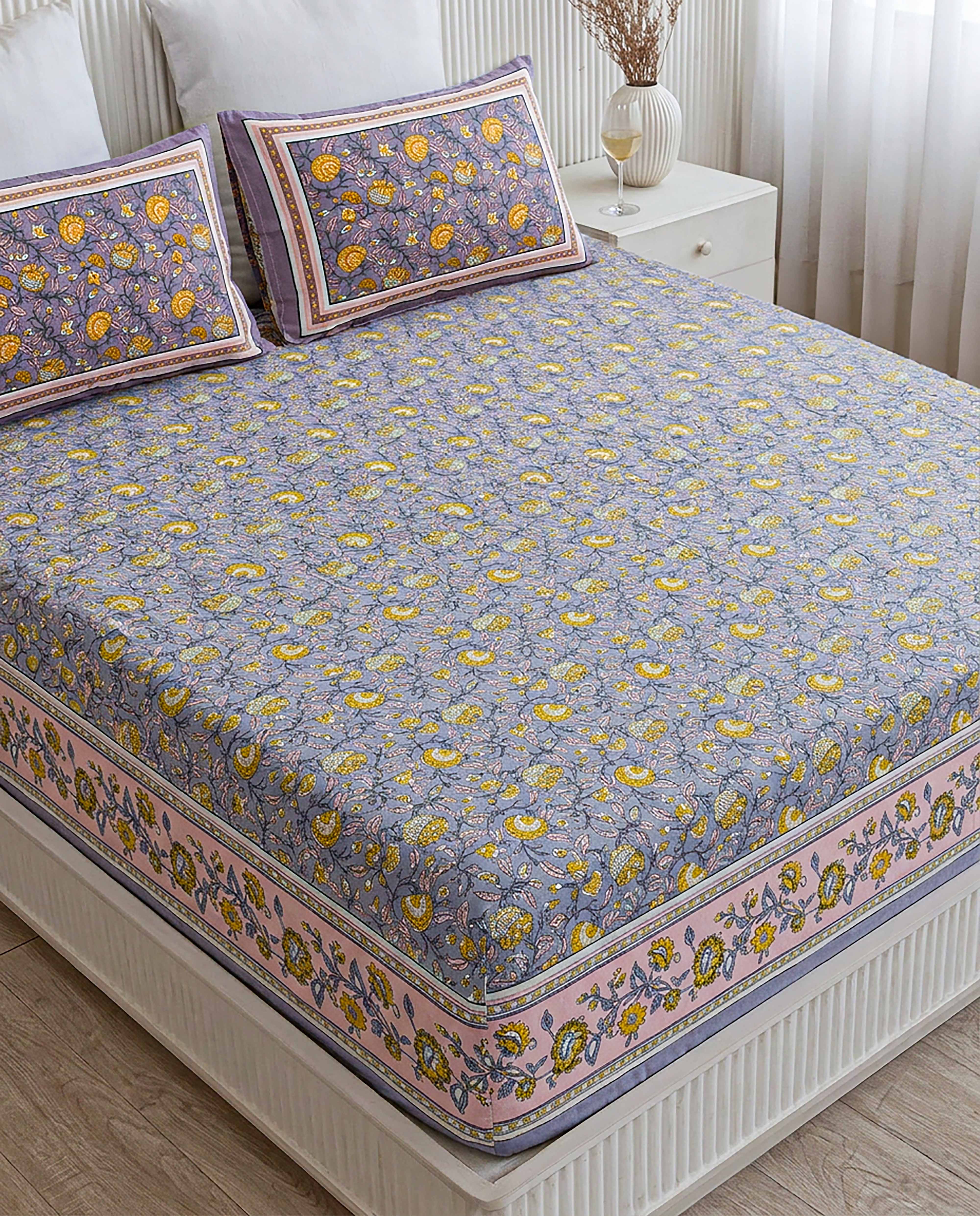 Vana Pushpa Ditsy Floral Lavender Grey Double Bedsheet