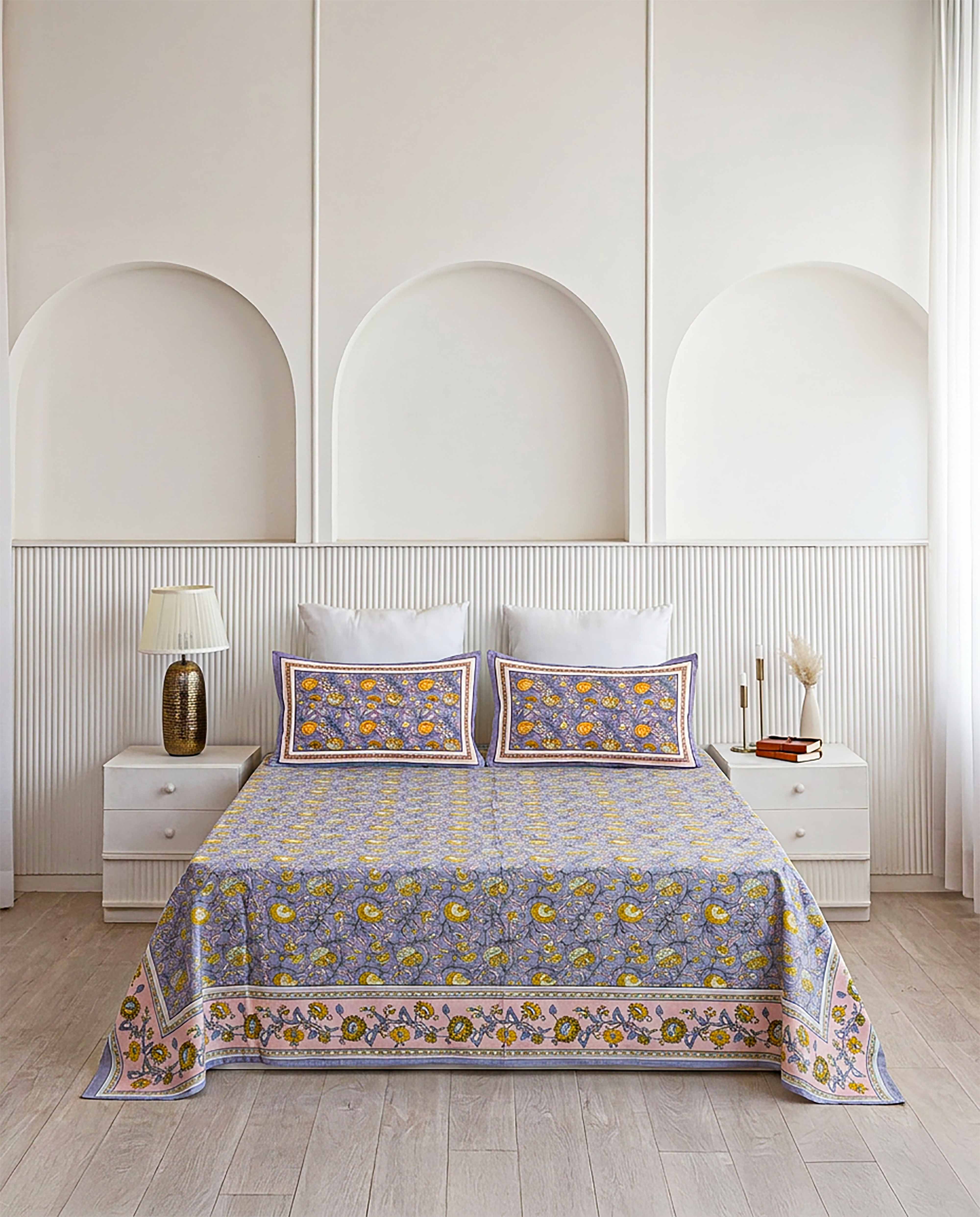 Vana Pushpa Ditsy Floral Lavender Grey Double Bedsheet