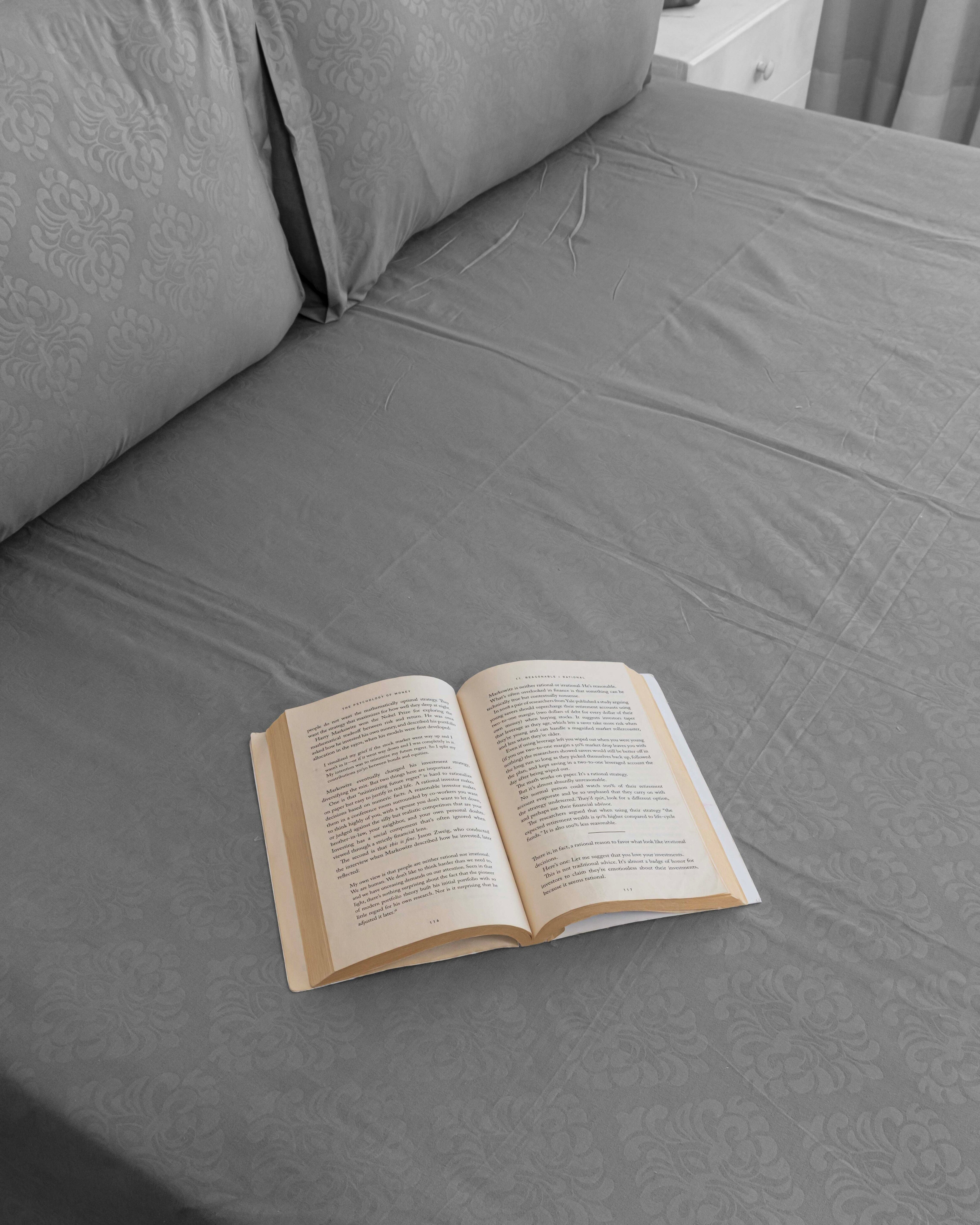 Slate Shadow King Size Embossed Bedsheet