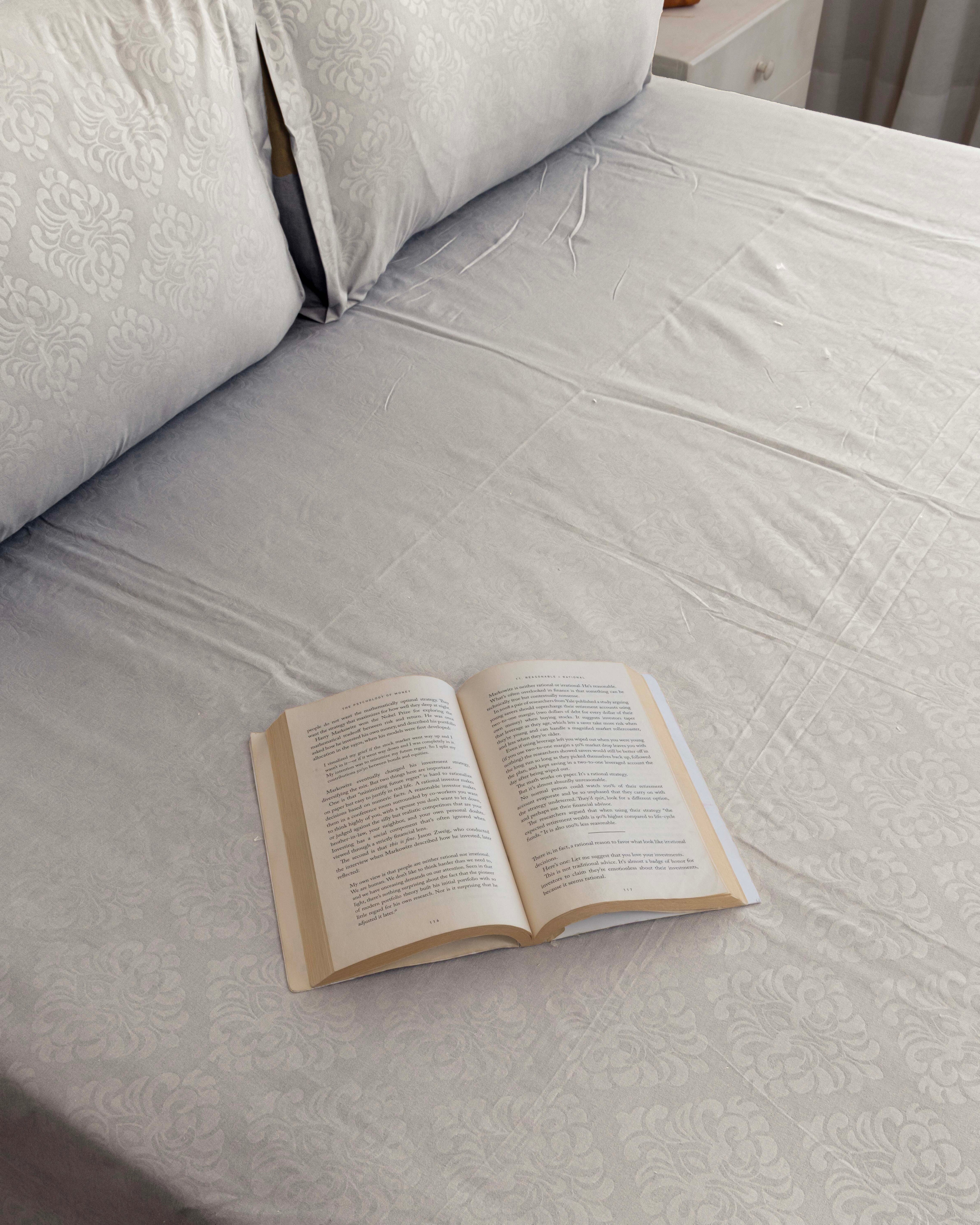 Stone Whisper King Size Embossed Bedsheet