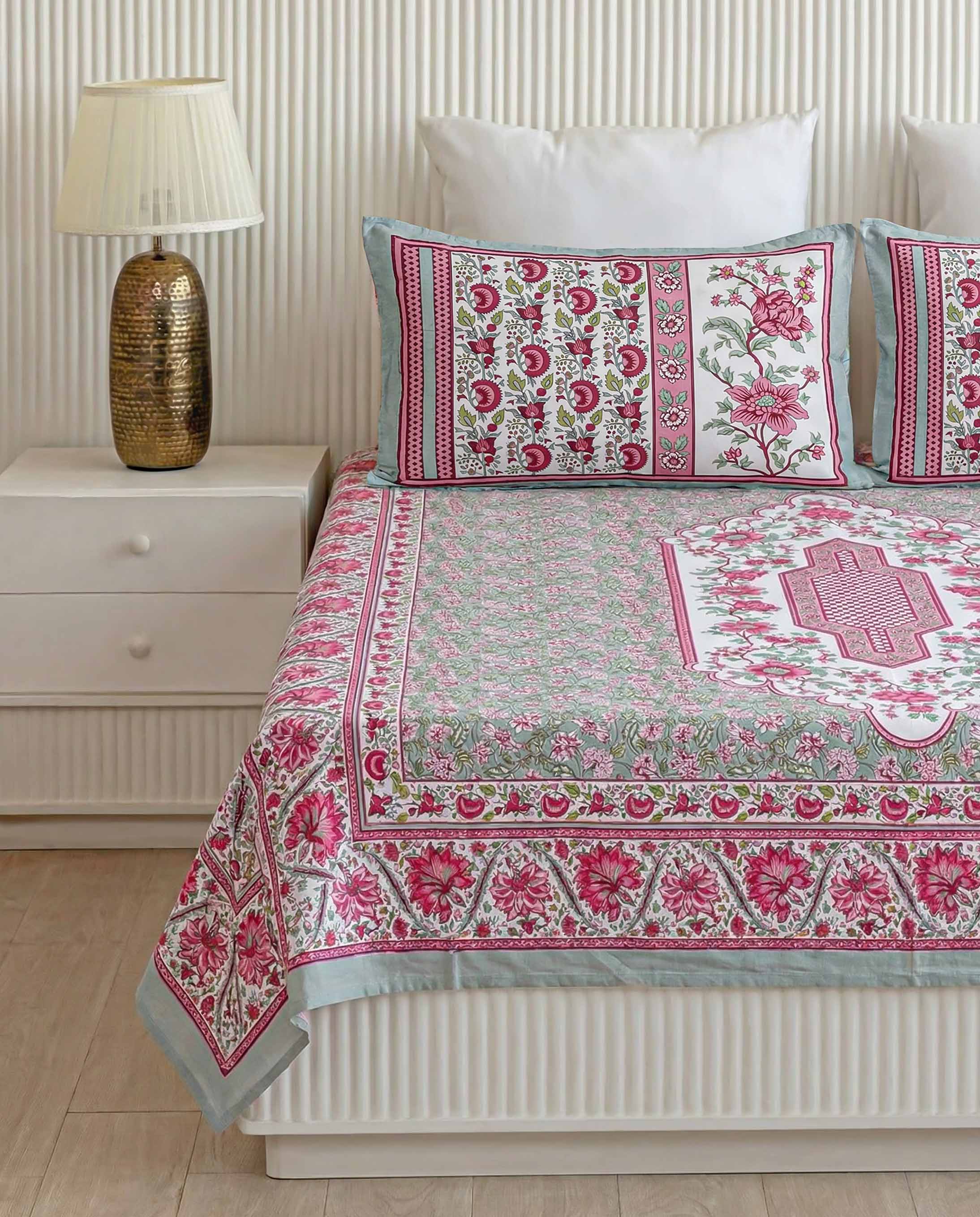 Vibrant Pink Floral Vine Pure Cotton King Size Bedsheet