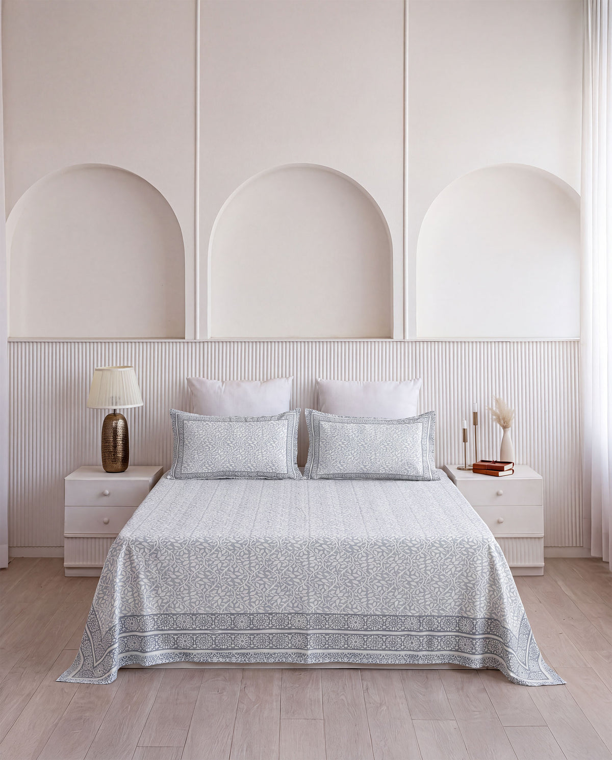 Misty Sage Vine King Size Bedsheet
