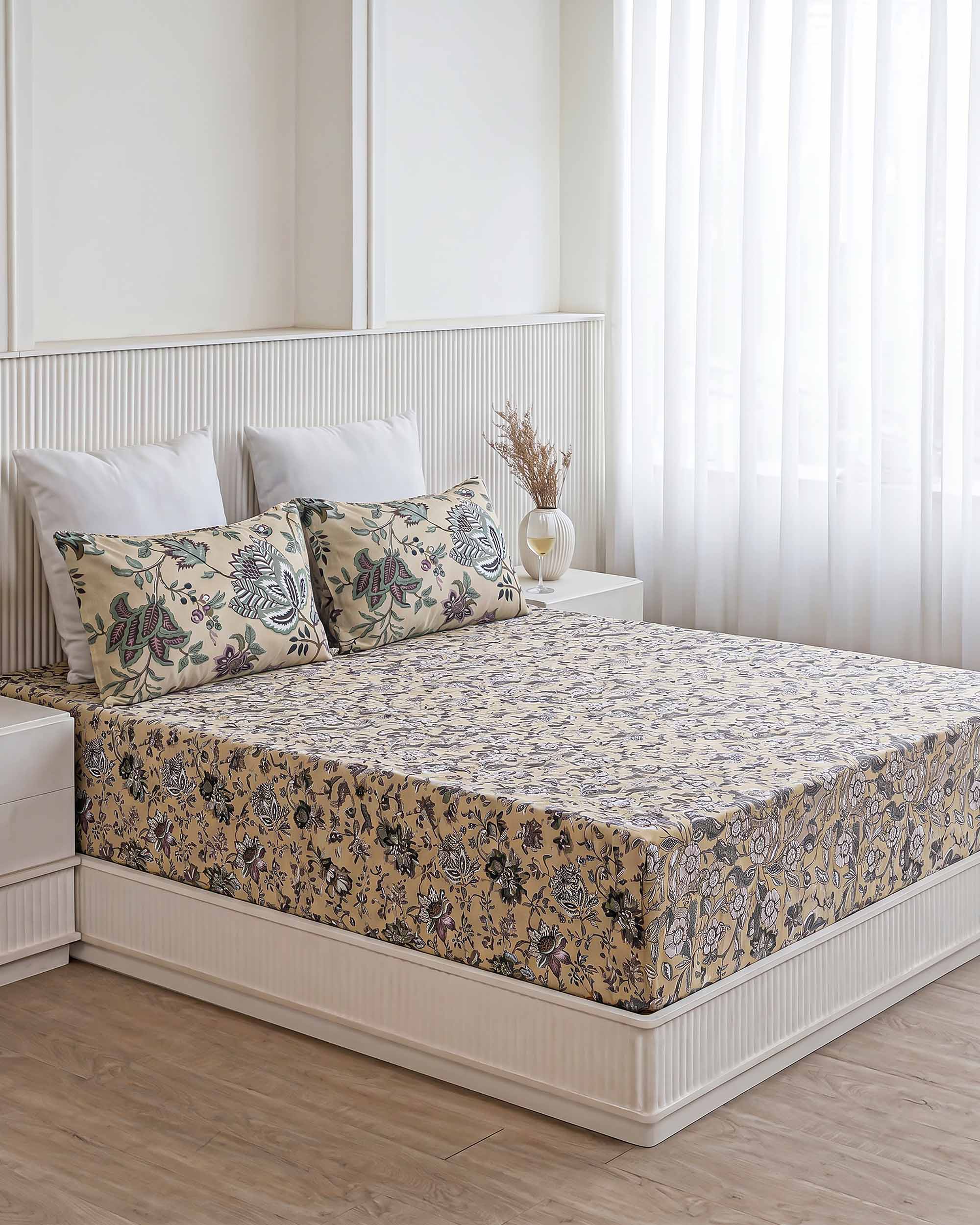 Chandan Van Earthy Vine King Size Pure Cotton Bedsheet