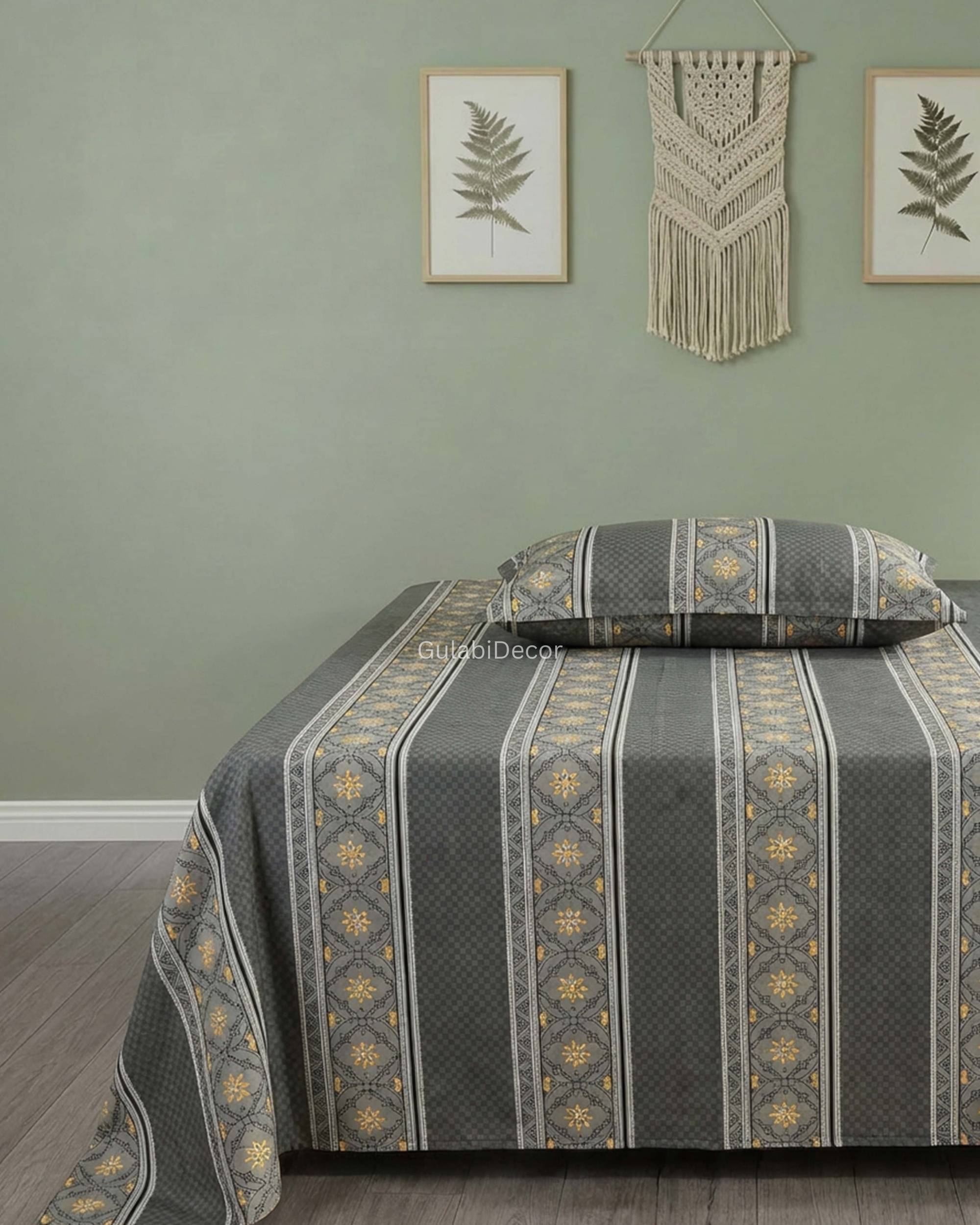 Symmetrical Geometric Lattice Stripe Pattern Slate Grey & Ochre King Size Bedsheet