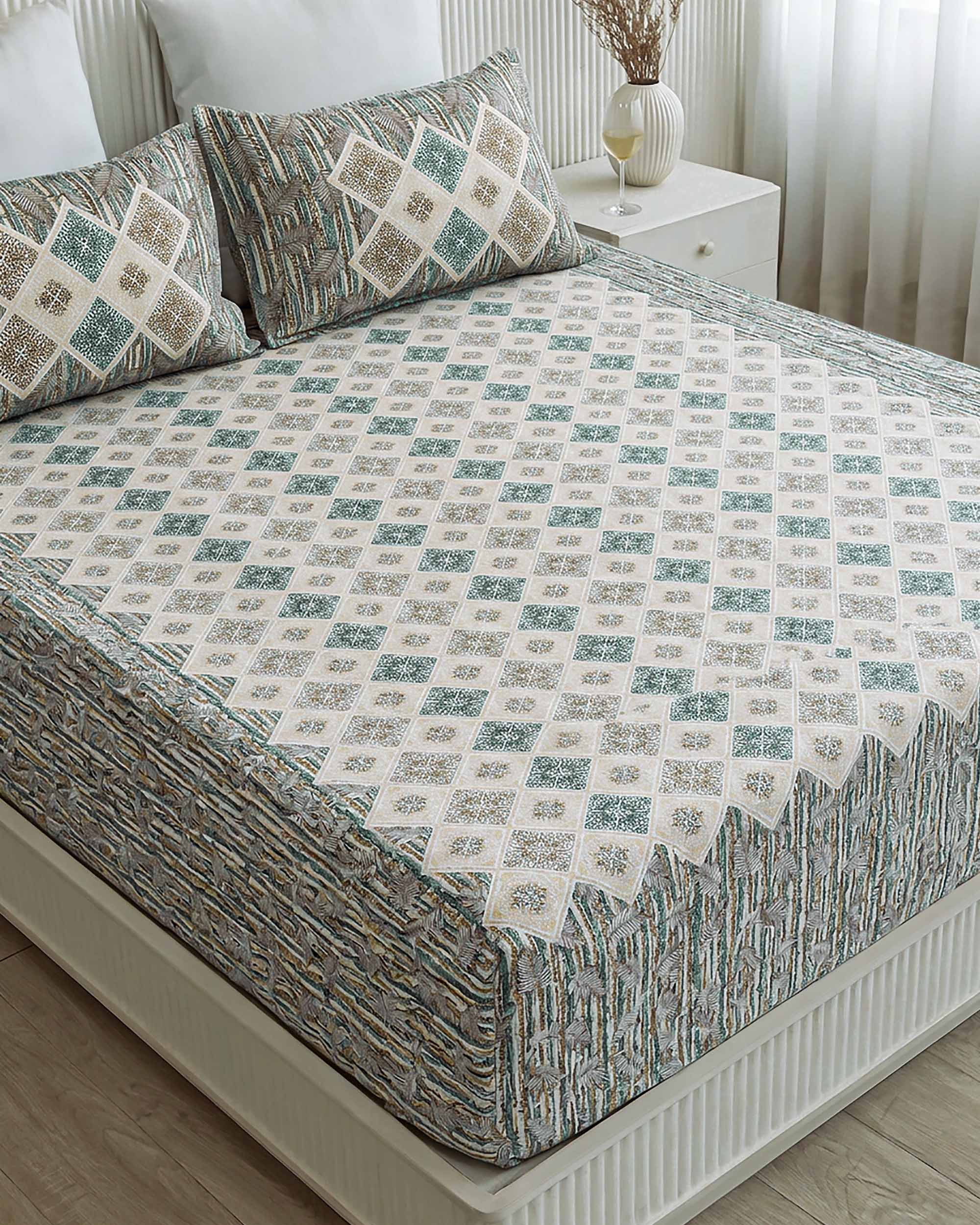 Geometric Diamond Lattice Pure Cotton Double Bedsheet