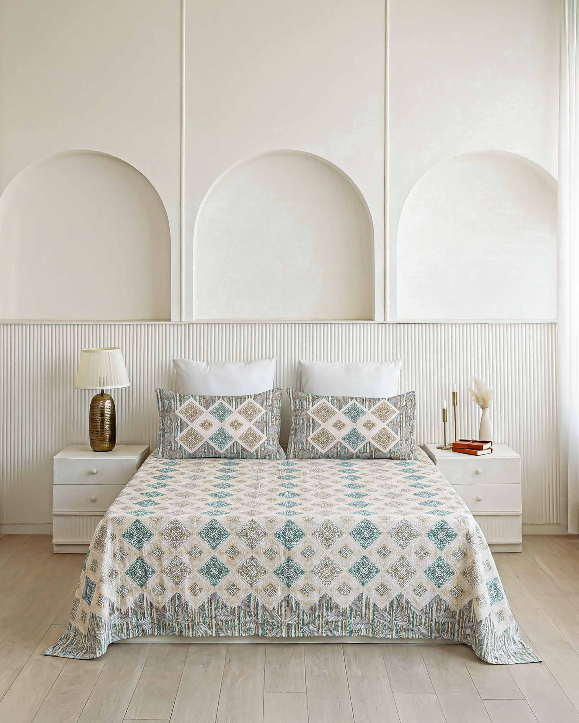 Geometric Diamond Lattice Pure Cotton Double Bedsheet